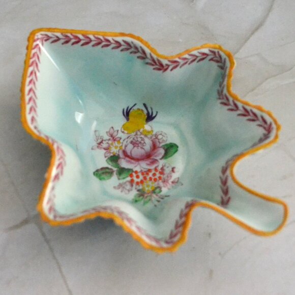 Vintage Adams Pottery Chelsea Sprays Leaf Shaped Trinket Dish Decor England - Picture 1 of 7